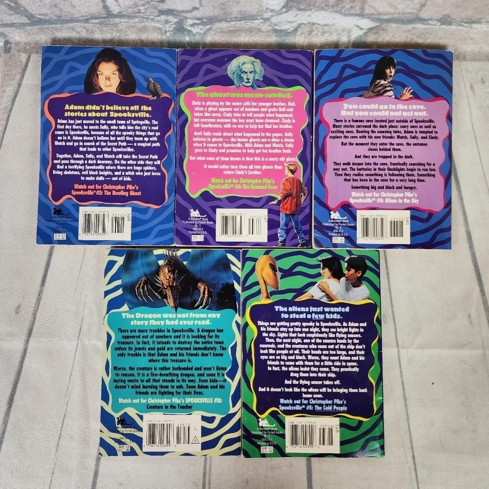 Vintage 90s Christopher Pike Spooksville Paperback Novels Set  of 5 - Picture 9 of 12